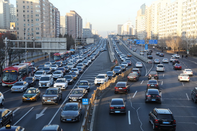 注意！北京交通进入“假日模式”，出京高速堵，重点公园周边也开堵