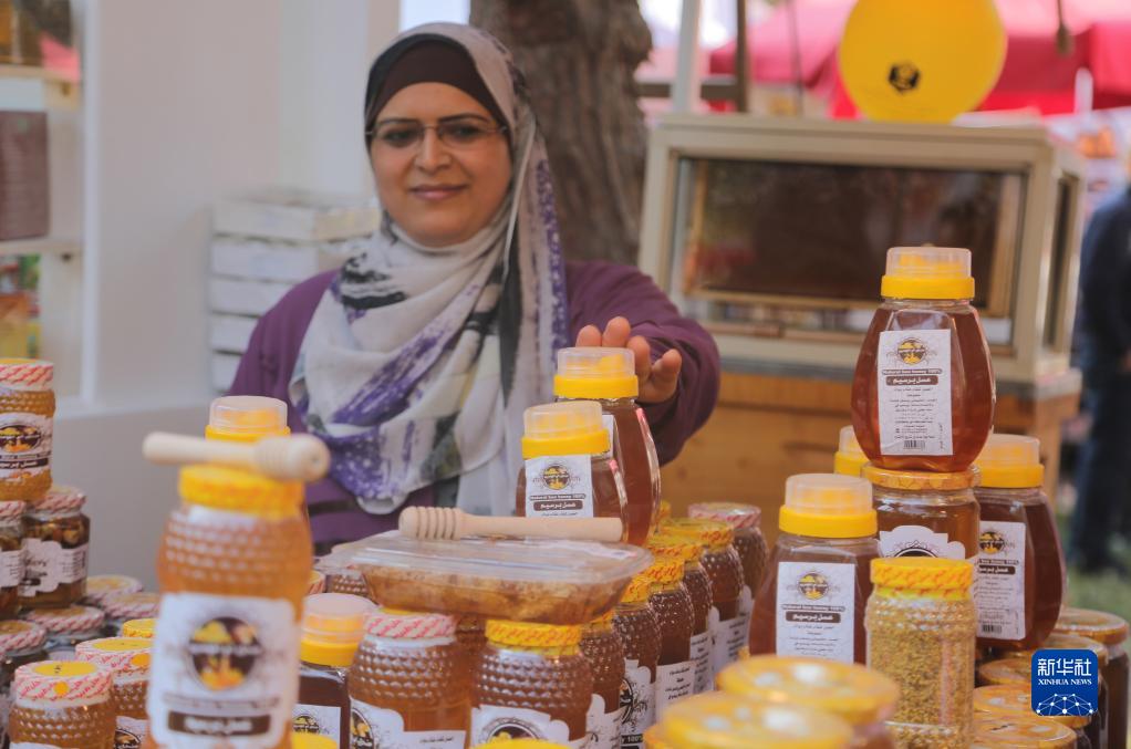 埃及举办蜂蜜节